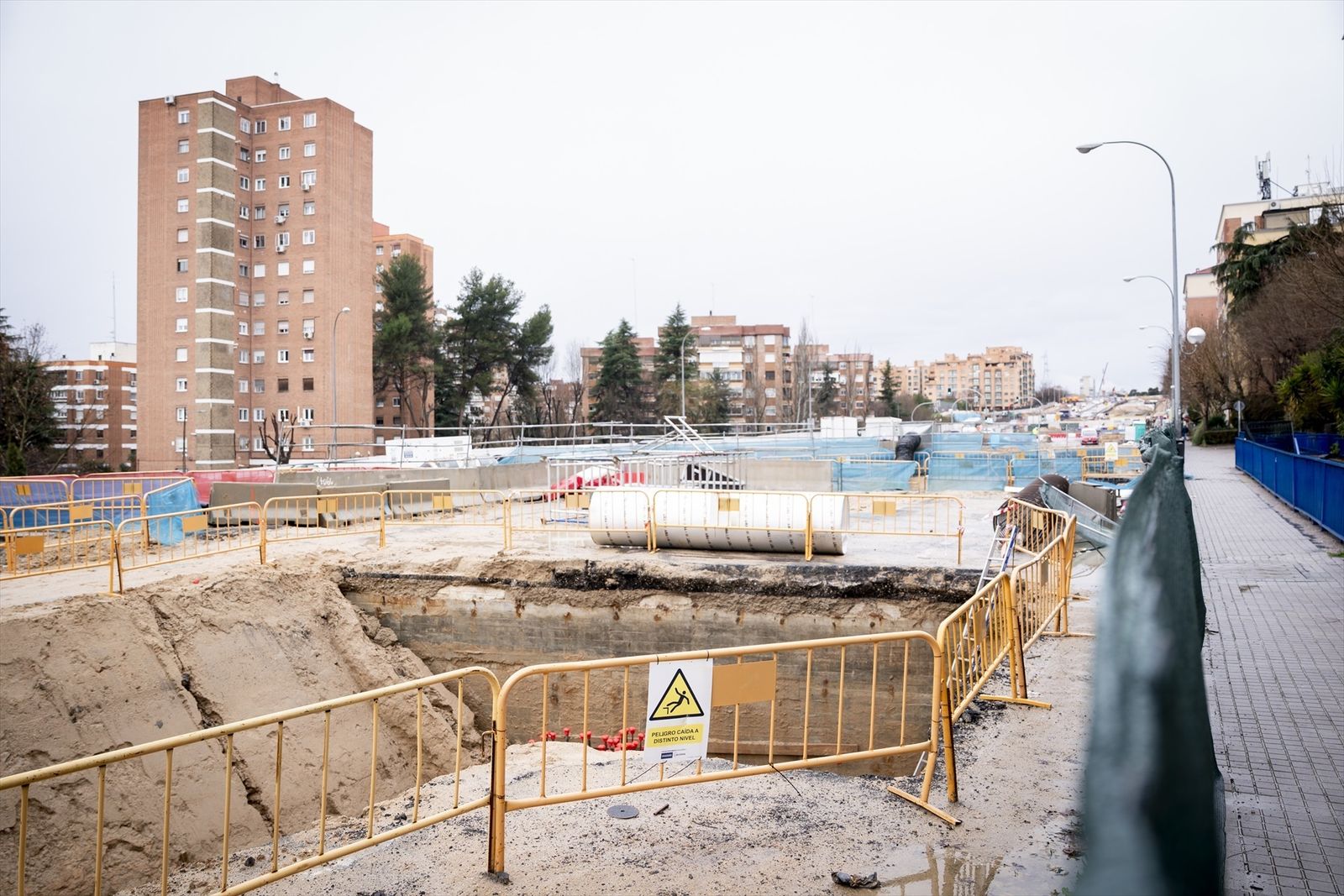Estado de las obras de soterramiento en el Paseo de Extremadura, distrito de Latina