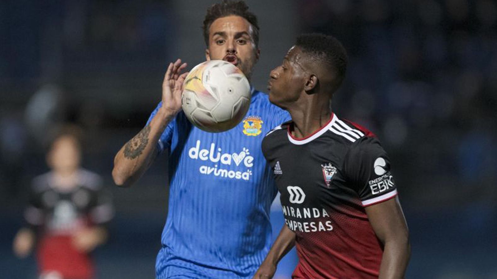 Pedro León ante el Mirandés