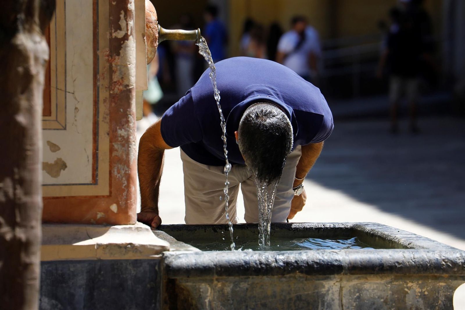 Trabajo lanza una campaña contra los golpes de calor para cerca de un millón de trabajadores