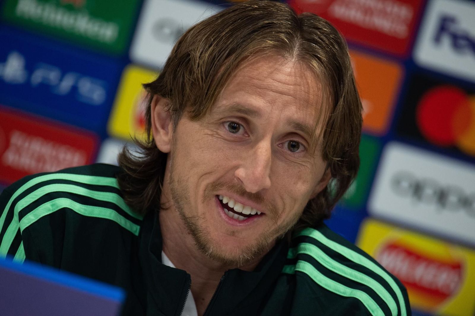 Modric, sobre su renovación: "Quiero merecerla, no que me la regalen"