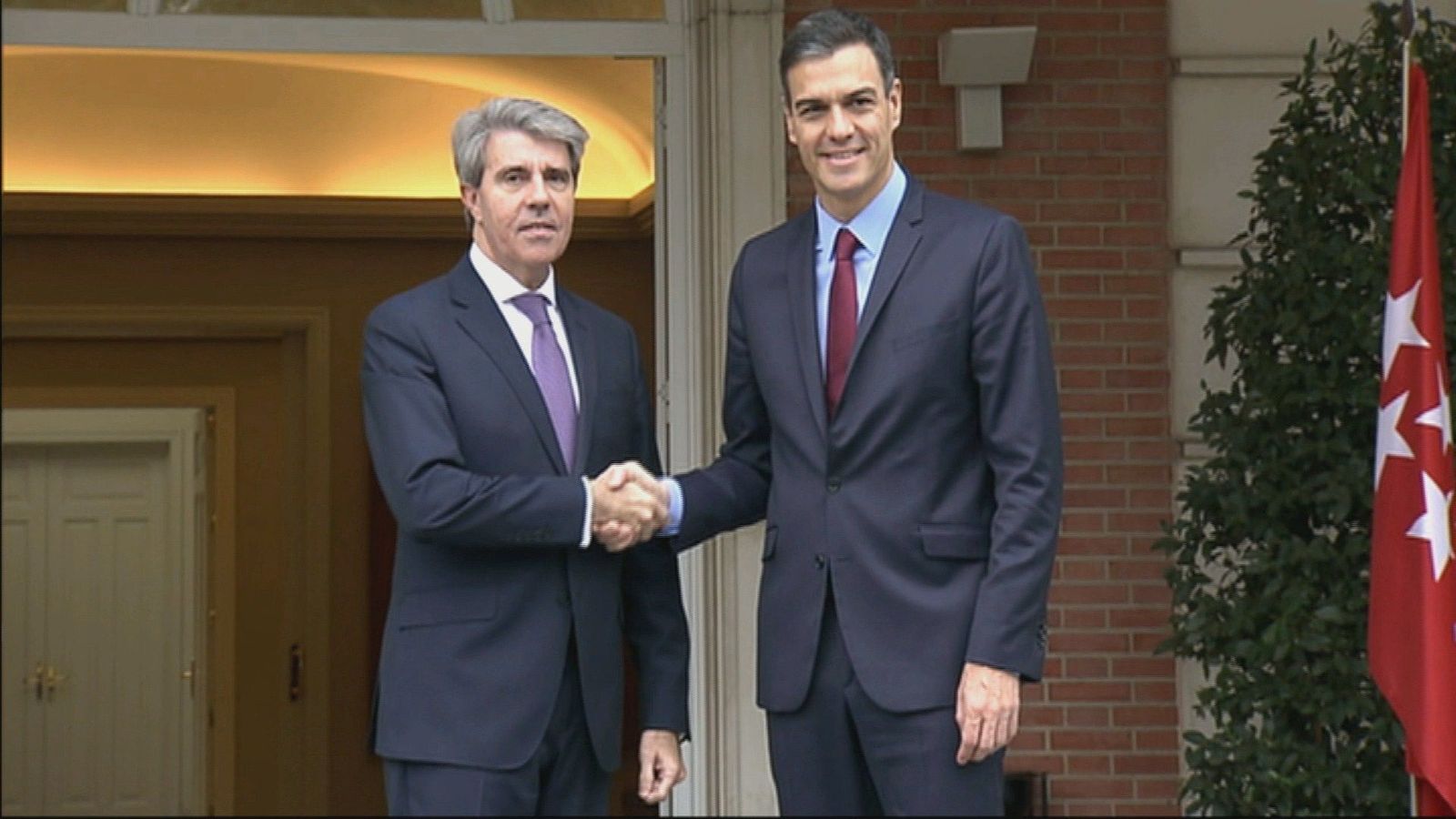 Garrido y Sánchez avanzan en el desbloqueo de la variante de la A1 y Cercanías