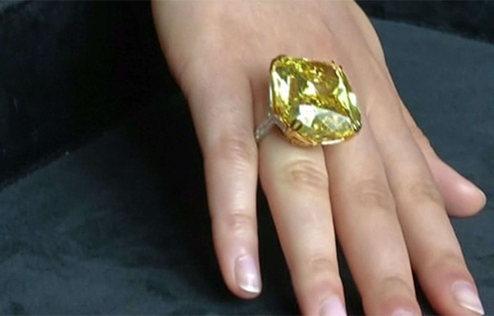 anillo_amarillo_324