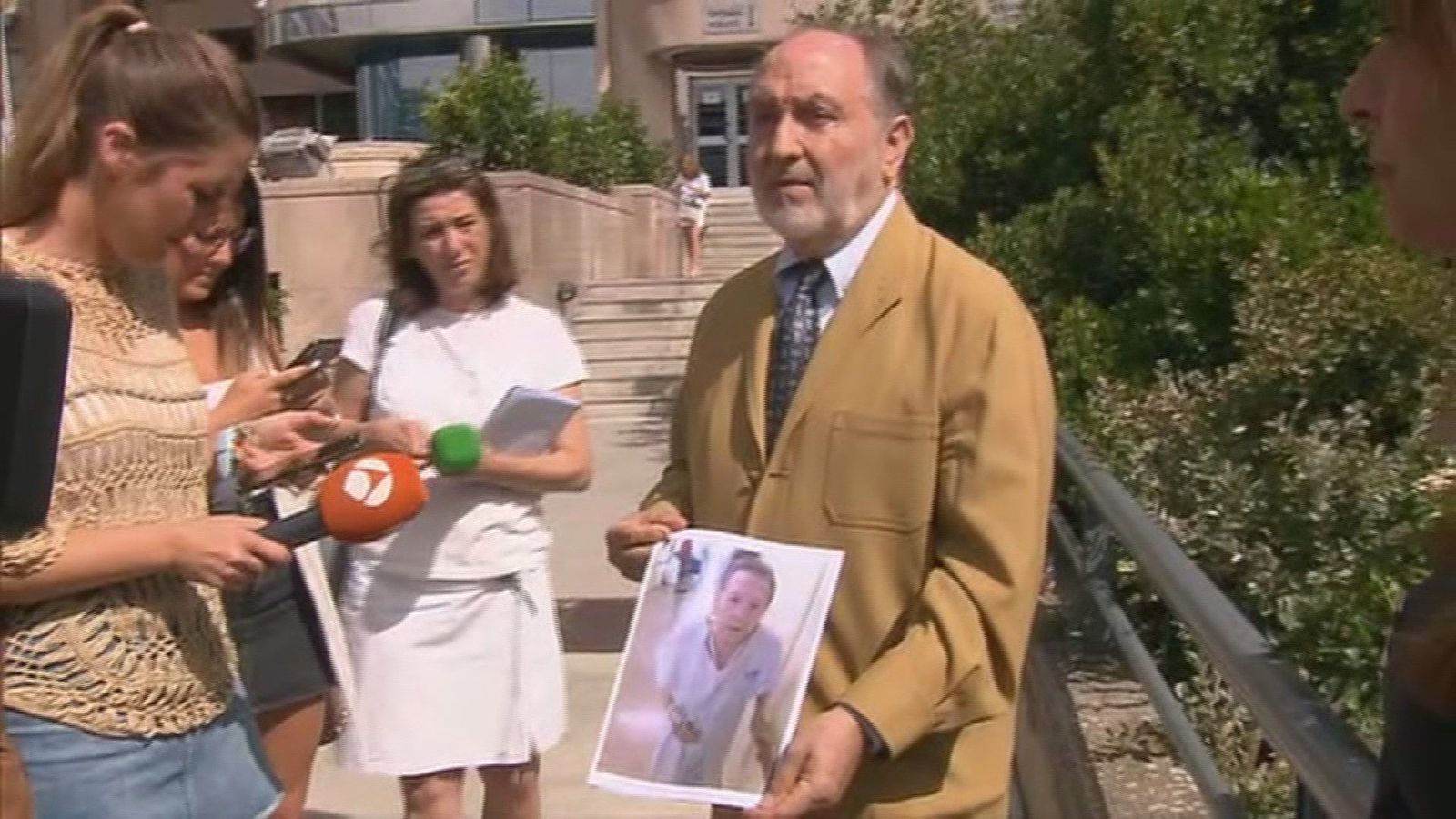 El día que murió "estaba bien para darle de alta", dice el hermano de una víctima de Alcalá