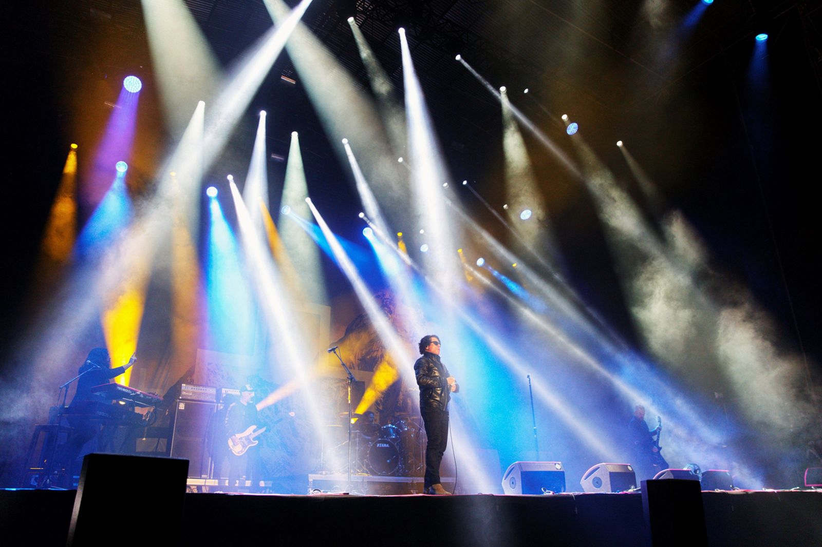 El cantante de la banda británica the hard rock "The Cult", Ian Astbury en el Azkena