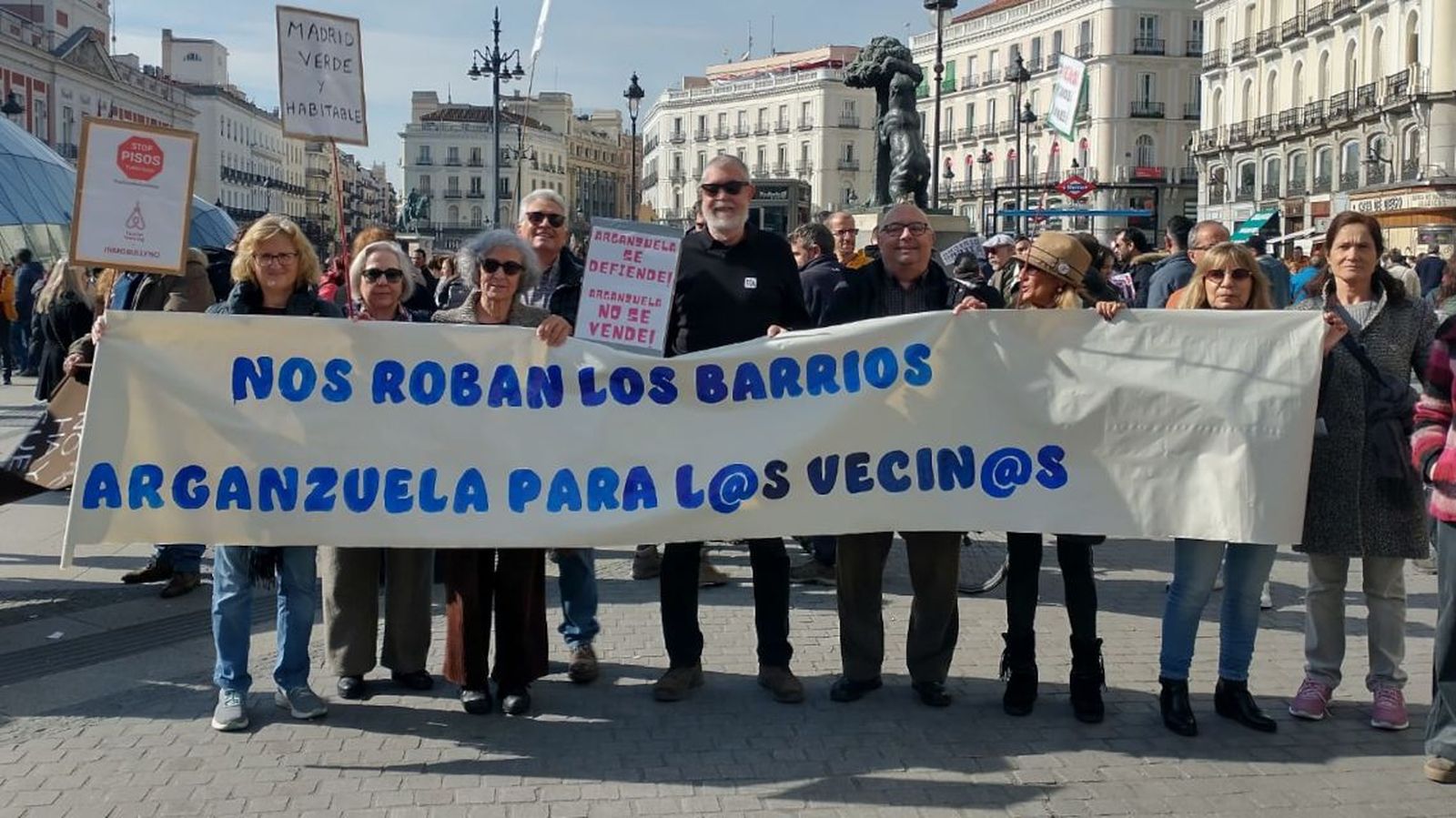 Manifestación de colectivos vecinales en Arganzuela