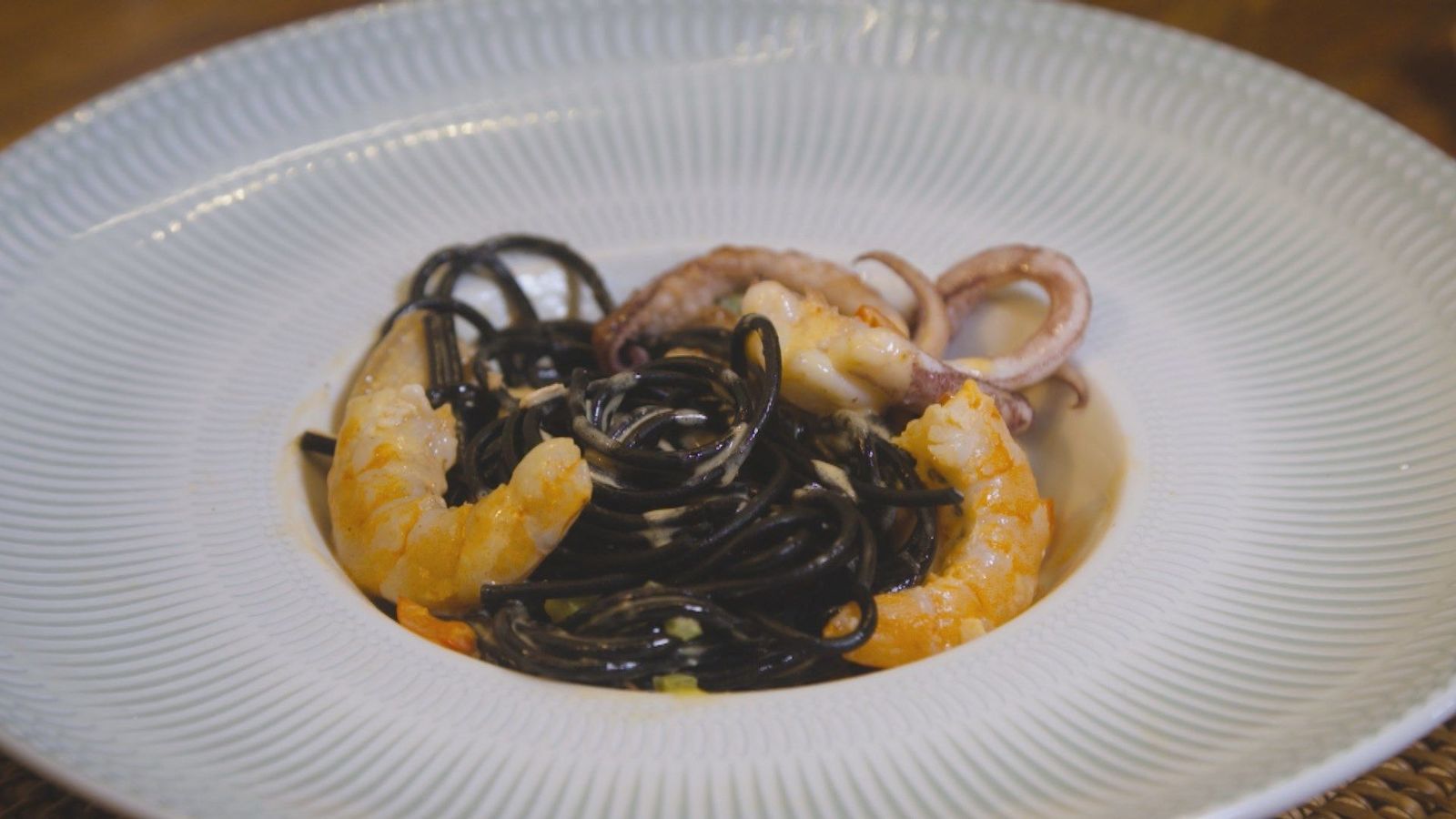 Hasta la cocina: Espaguetis negros mar y montaña