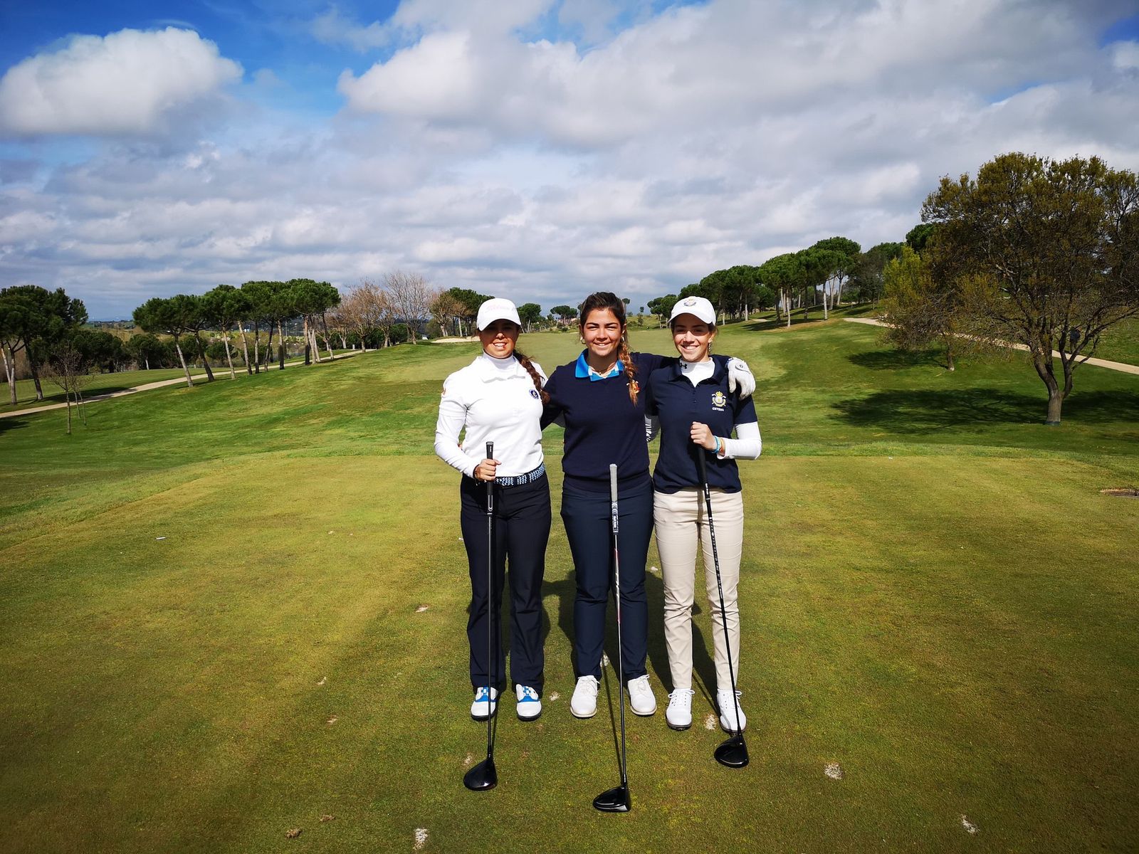 Anna Cañadó, Cayetana Fernández y Paula Martín