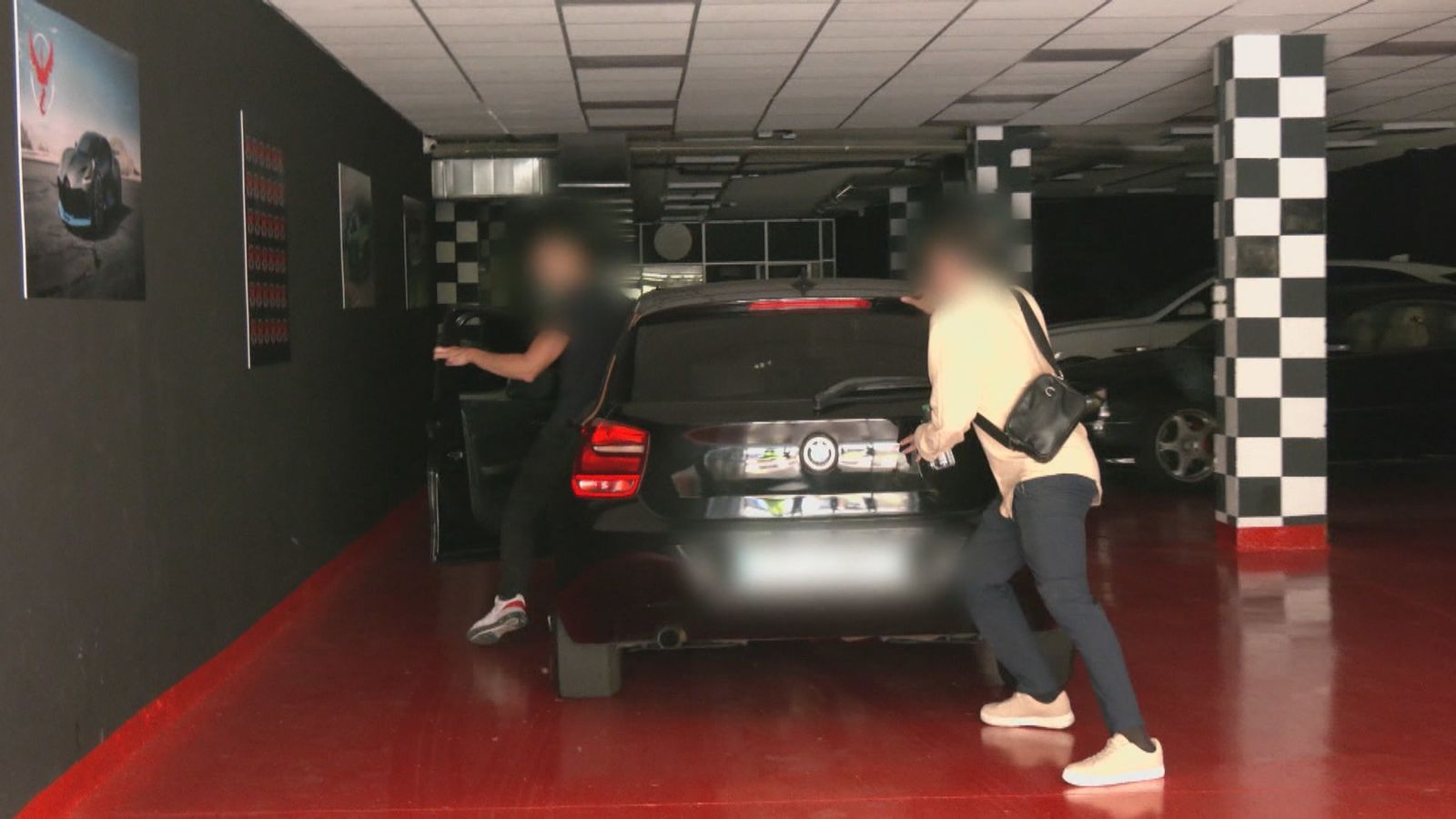 Más de 70 detenidos en una macroestafa por la venta de coches en Madrid