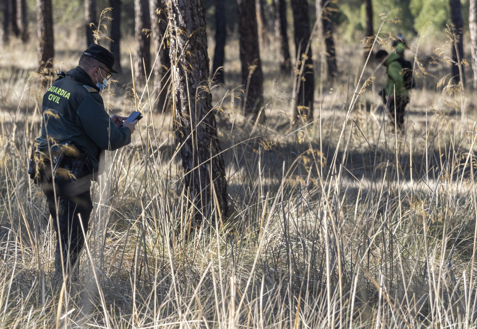 Un GUardia Civil en la batida de búsqueda de Esther López, en Valladolid