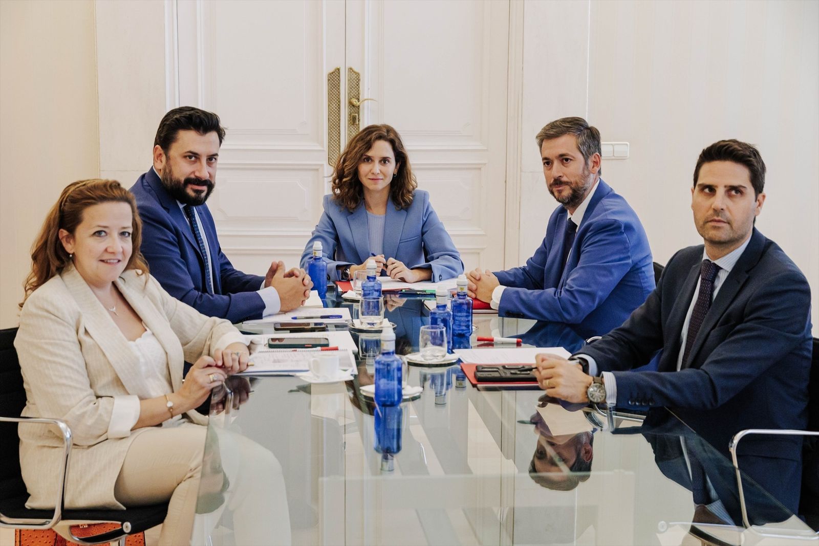 Isabel Díaz Ayuso durante la reunión con miembros del PP madrileño