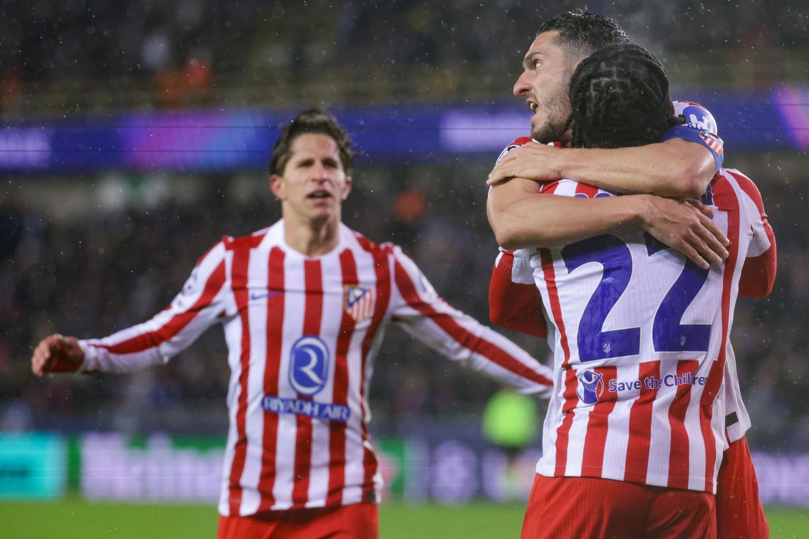 Giuliano Simeone, Koke y Lookman