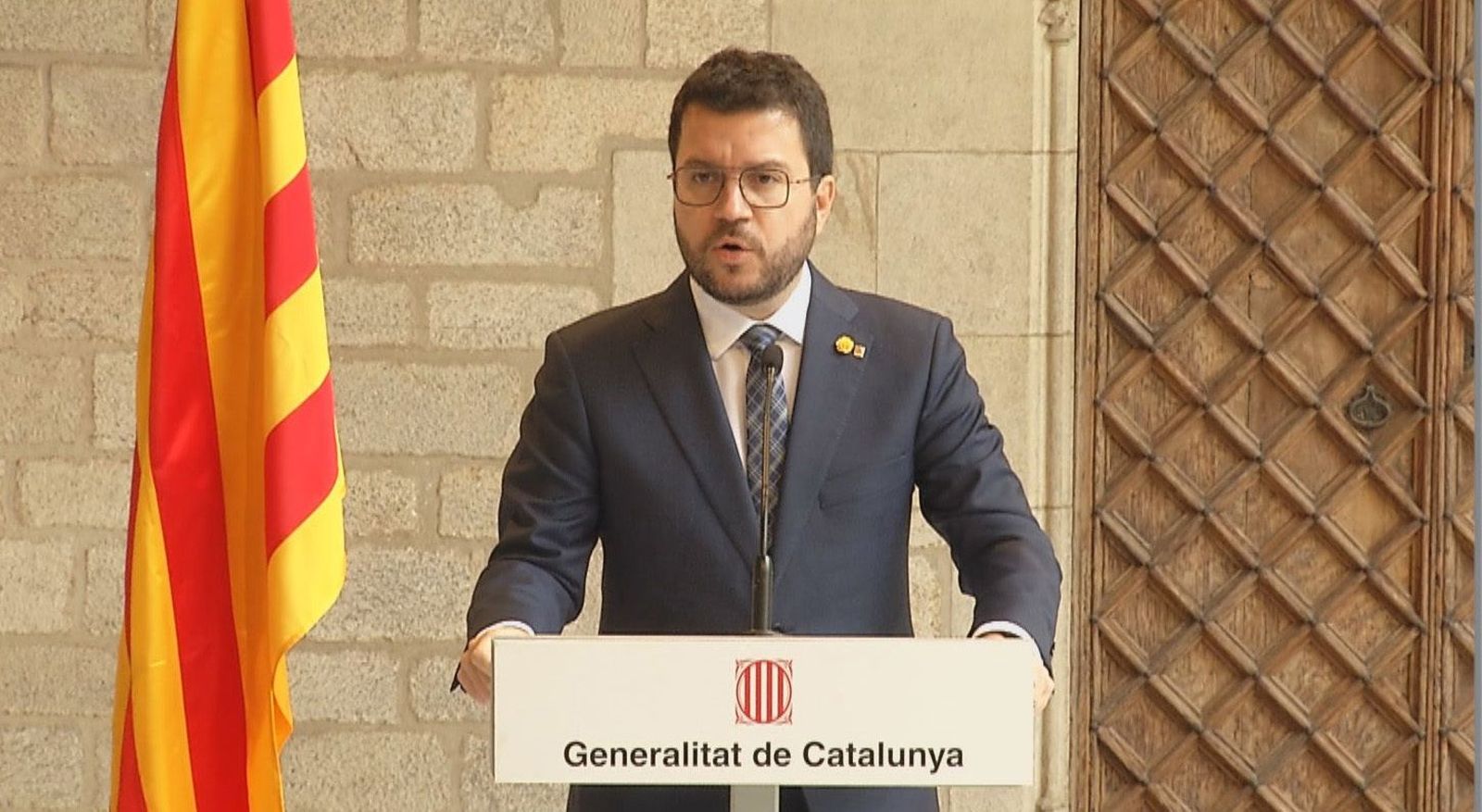 Aragonés trata de salvar los presupuestos catalanes sin el apoyo de Junts con un acuerdo con los Comunes