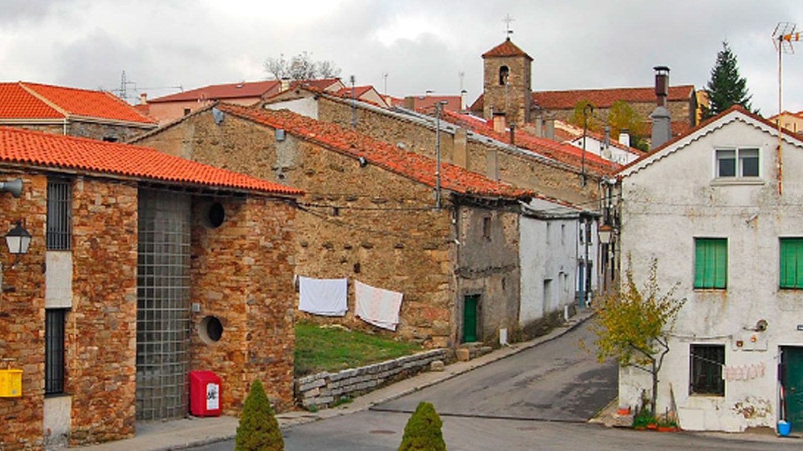 Madrid refuerza su apoyo a los pueblos, con población en riesgo por coronavirus