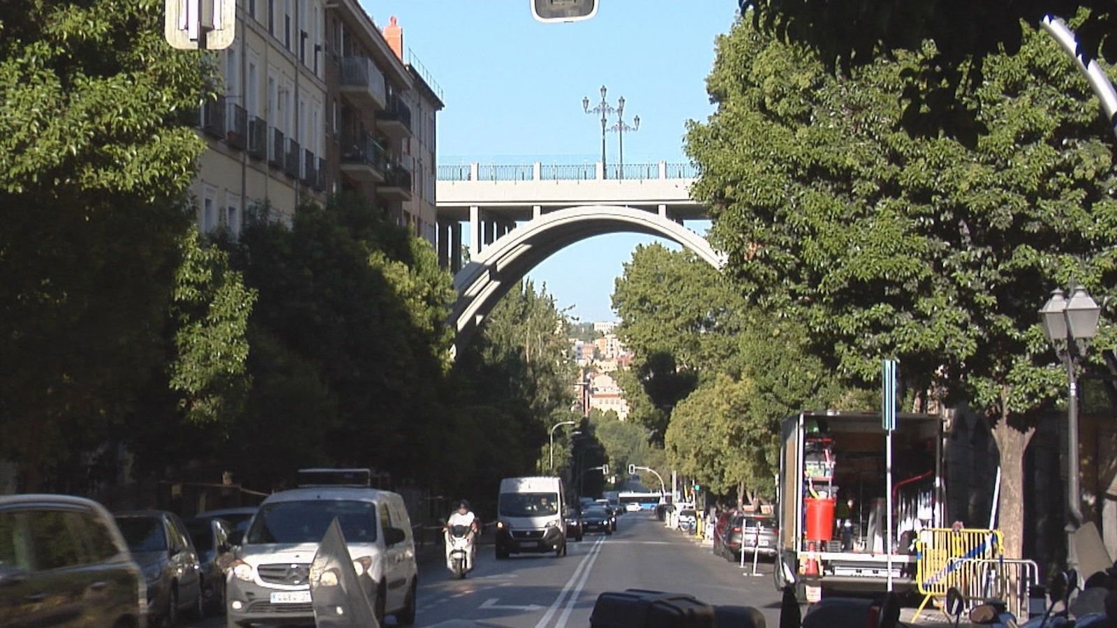 El Viaducto de Segovia se transforma en un plató para una nueva serie