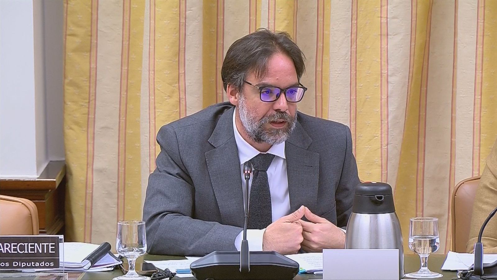 El presidente de Renfe dice que son una víctima más de los accidentes de Adamuz y Gélida