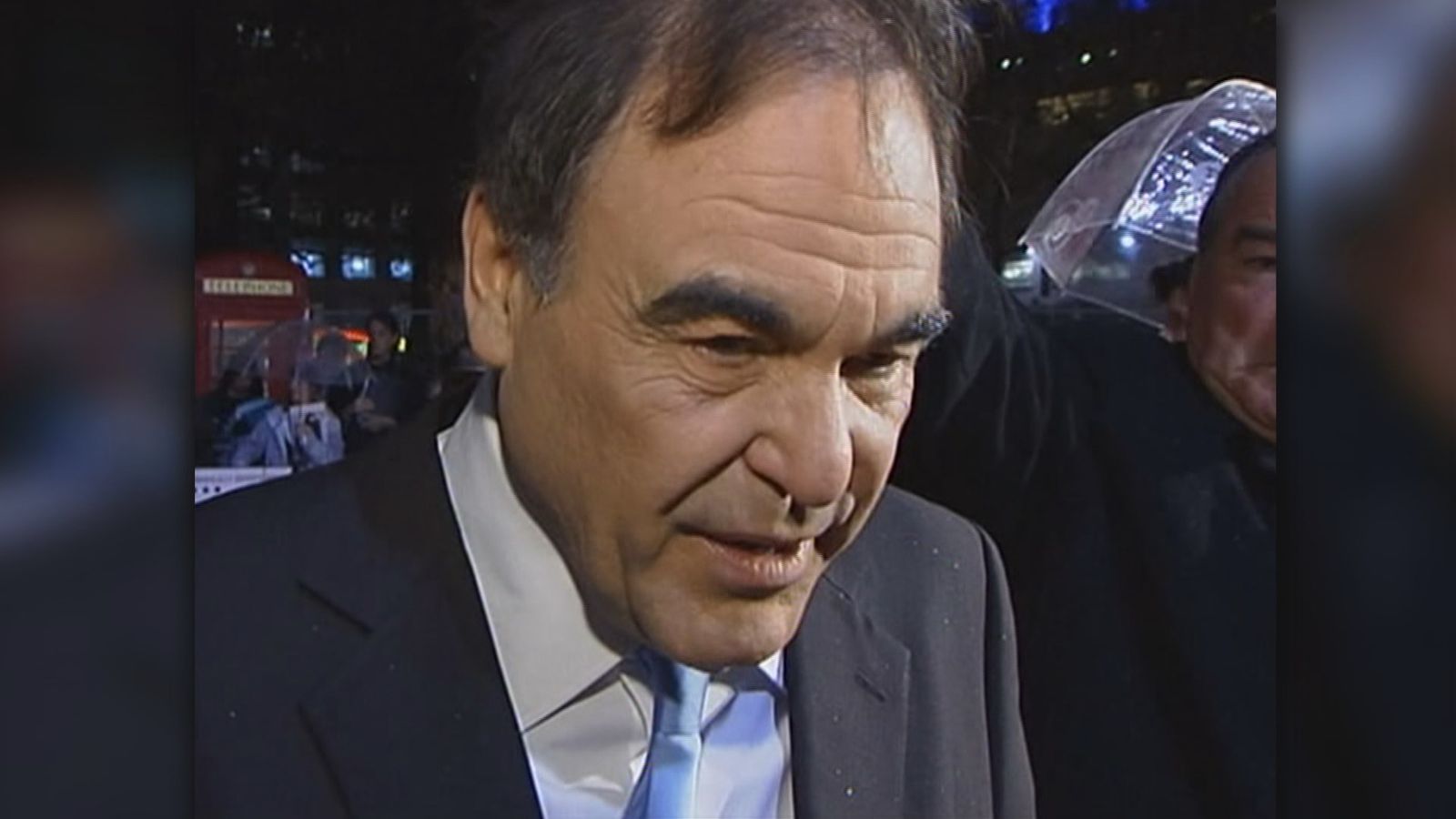 Salvajes, Oliver Stone