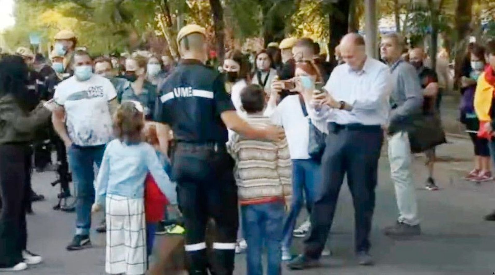 Los madrileños arropan a las Fuerzas Armadas en el desfile del 12 de octubre