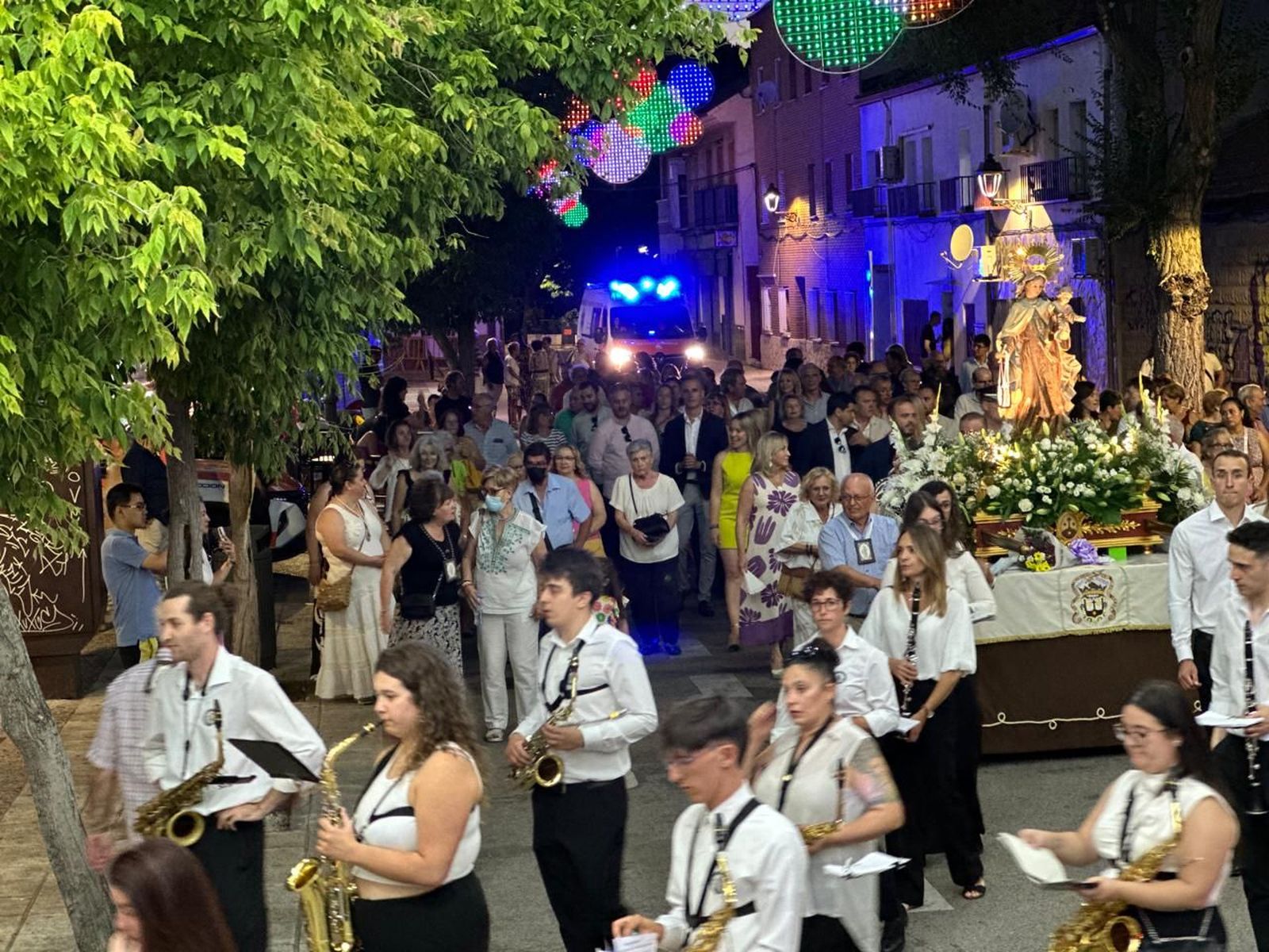Procesión en el barrio de La Poveda, en Arganda del Rey