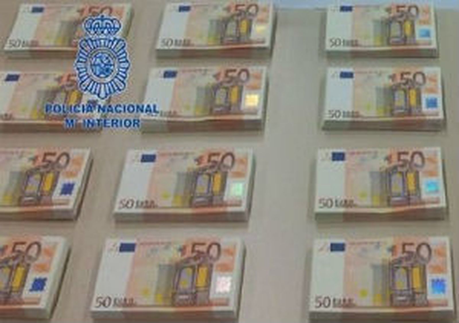 policia_billetes.JPG