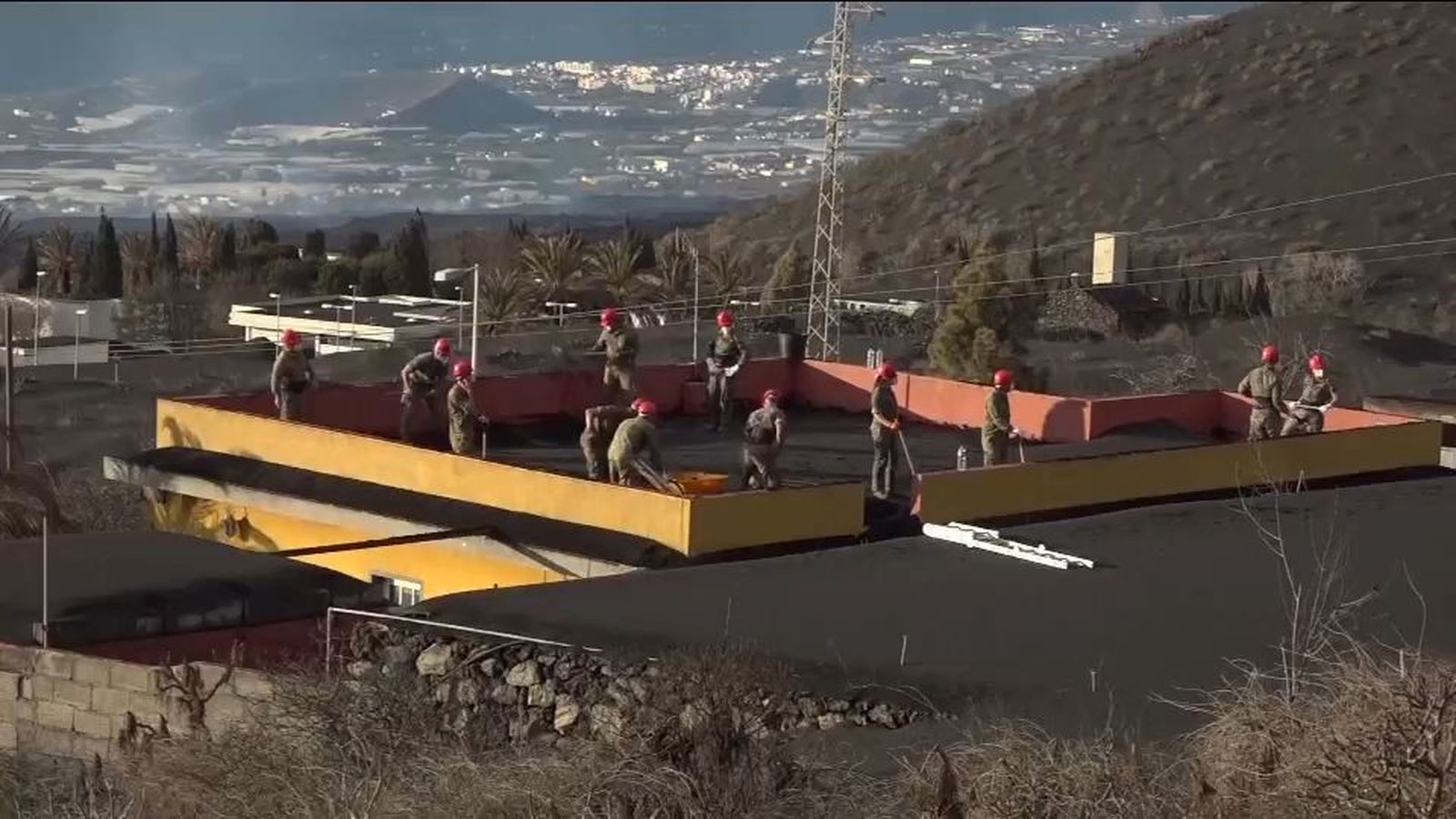 Preocupación en La Palma por los efectos de la lluvia en las cenizas del volcán