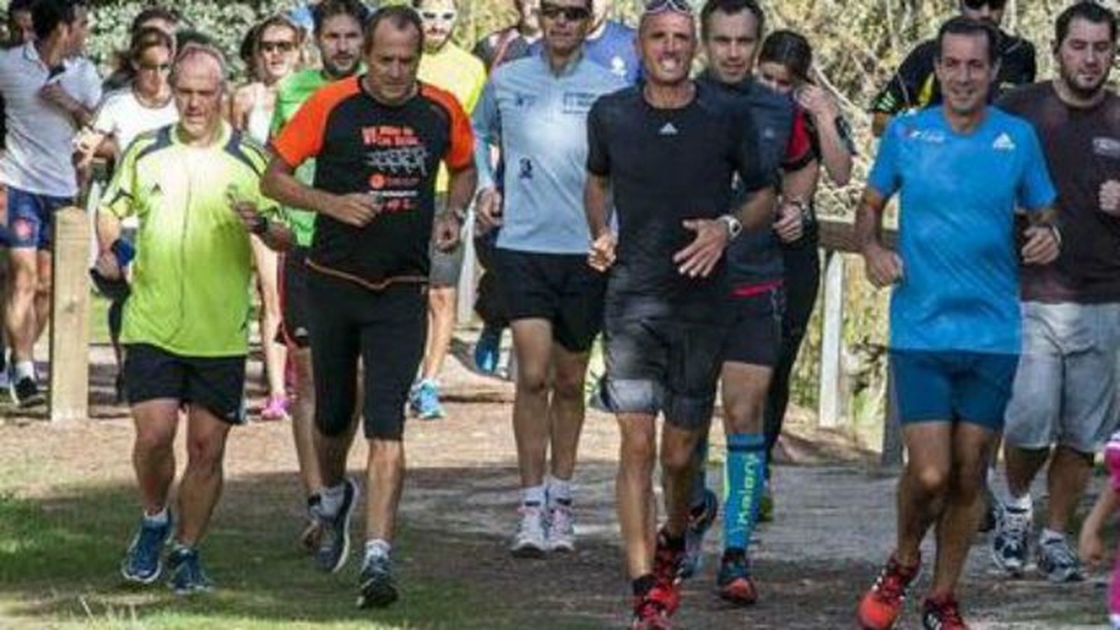 Chema Martínez estrena el circuito de la Dehesa de Navalcarbón