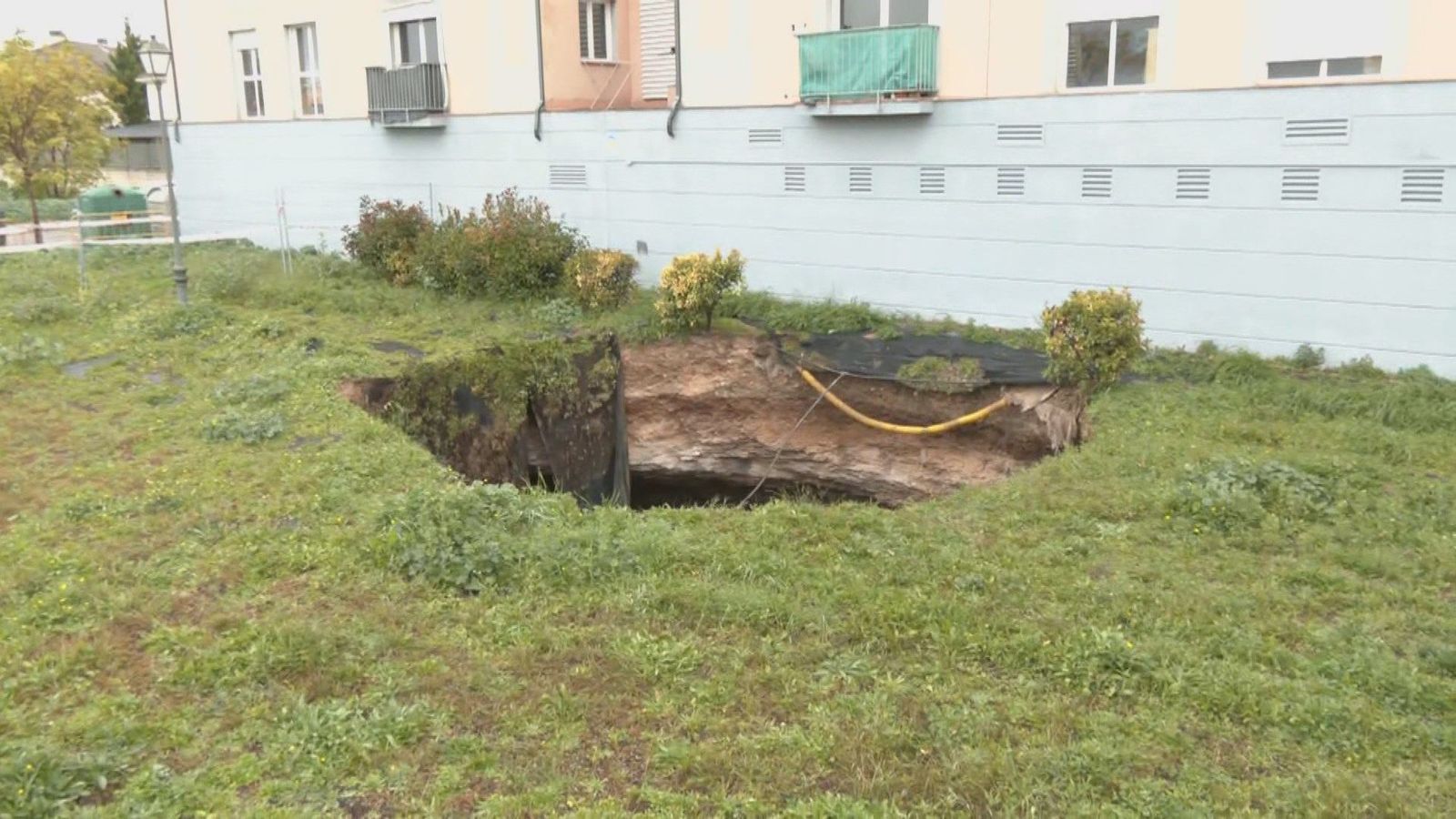 Vecinos de Aranjuez piden un plan de realojo por si el socavón les obliga a evacuar