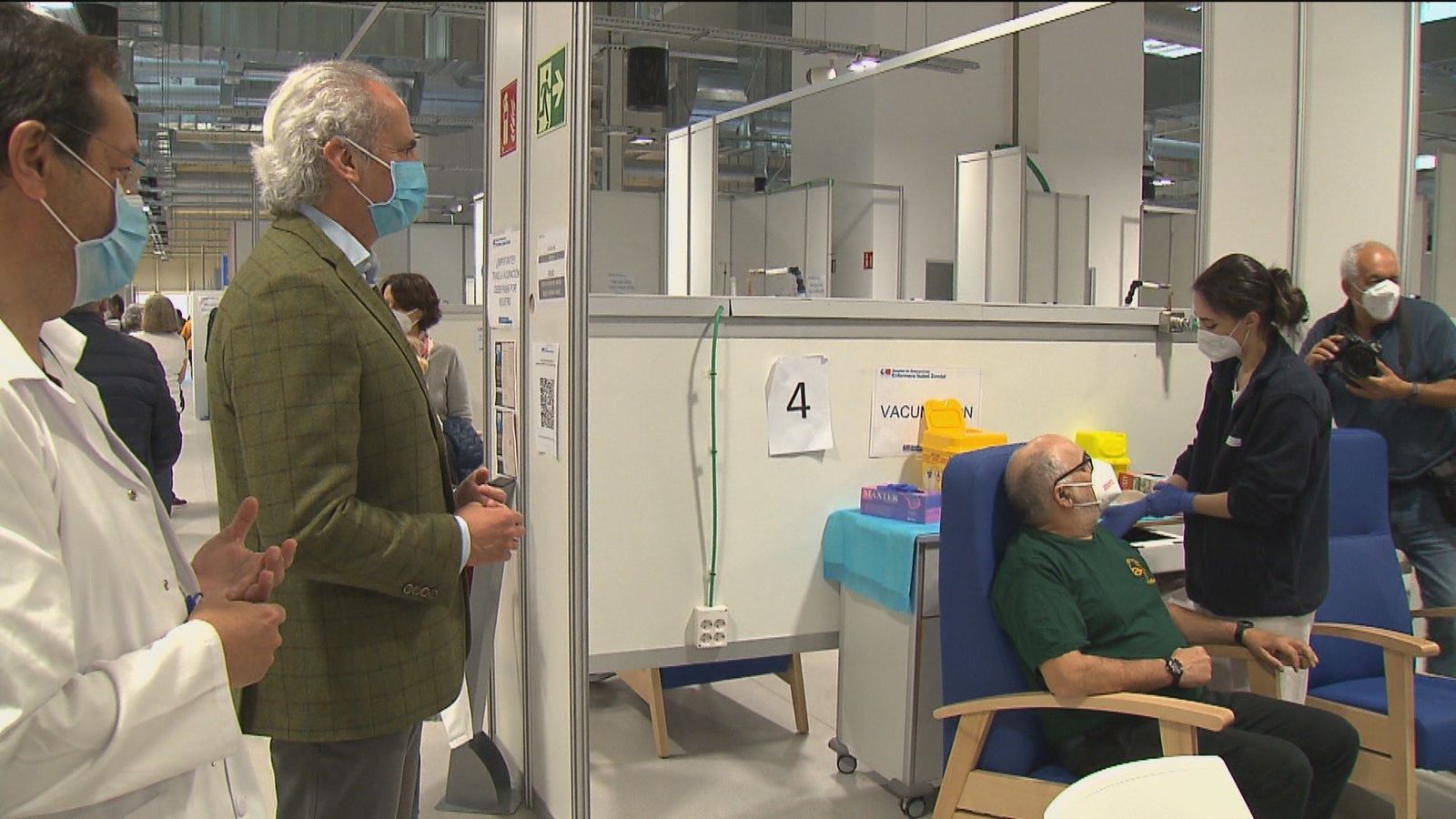 Madrid supera un récord de vacunación con casi 35.000 dosis diarias administradas