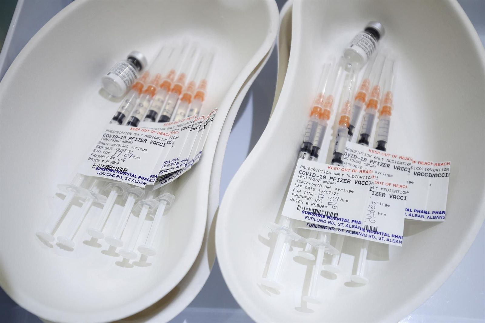 El doble pinchazo que se espera para muchos madrileños: contra la gripe y la tercera dosis contra la Covid