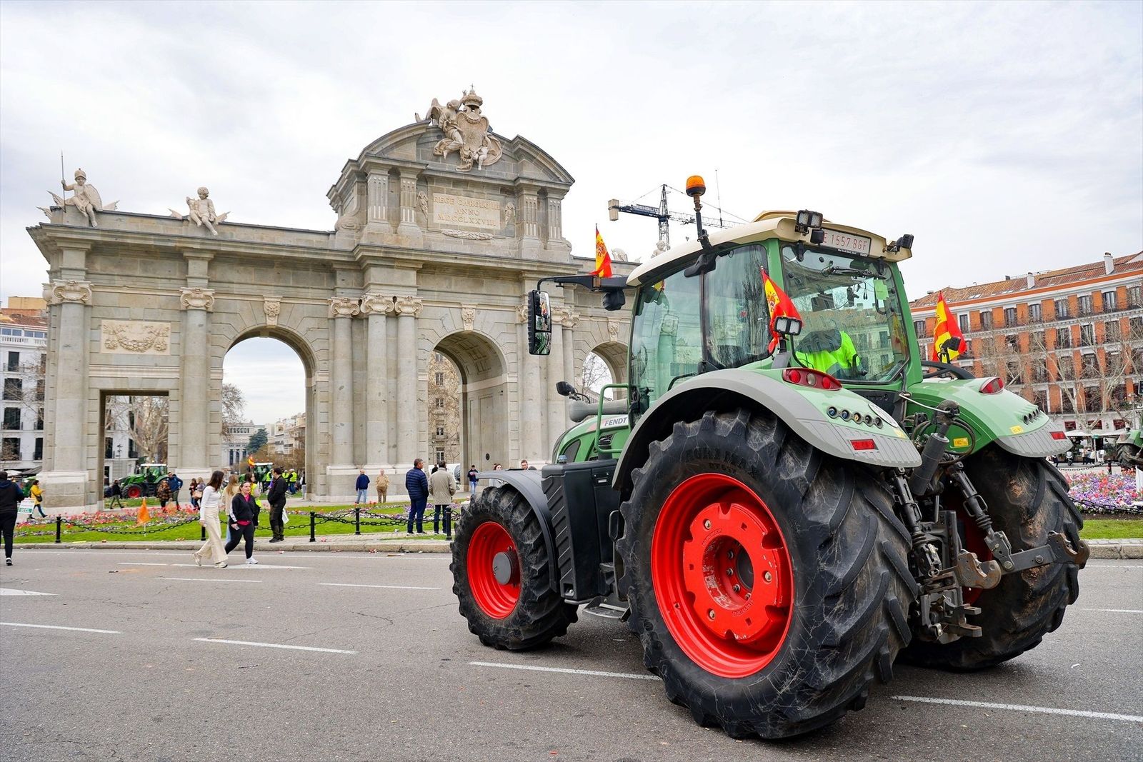La organización que convocó la tractorada afirma que el delegado del Gobierno miente: "No hubo un pacto, sino una imposición”
