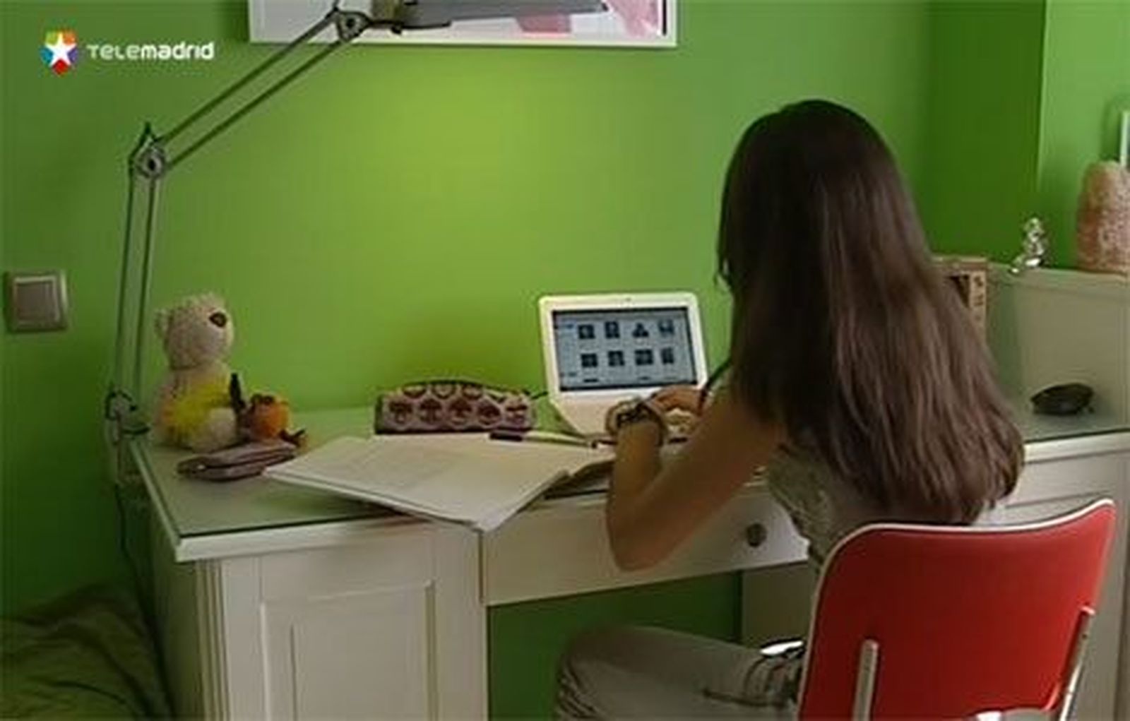Uno de cada 20 niños reconoce sufrir ciberacoso en España