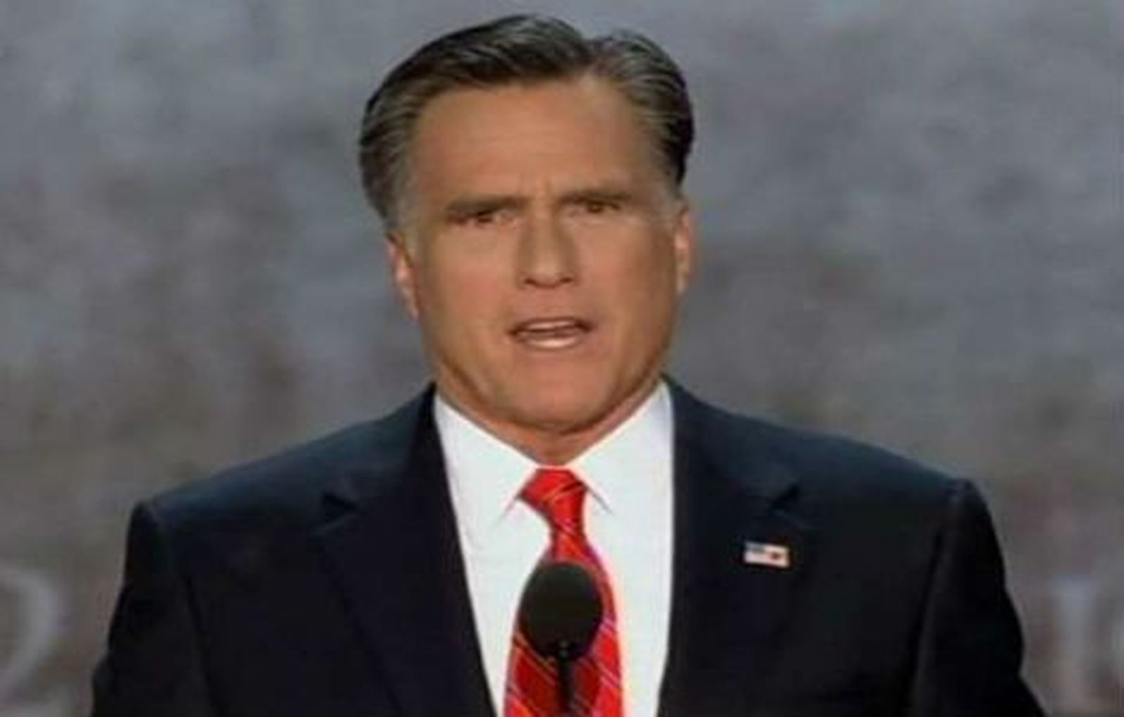 Mitt Romney acepta la candidatura presidencial del Partido Republicano