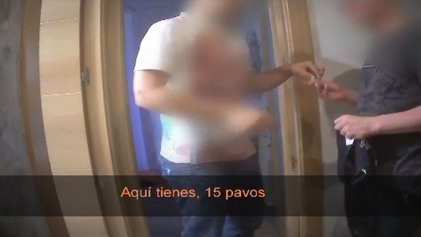 Pillados con las manos en la "coca" en un peligroso narcopiso de Orcasitas