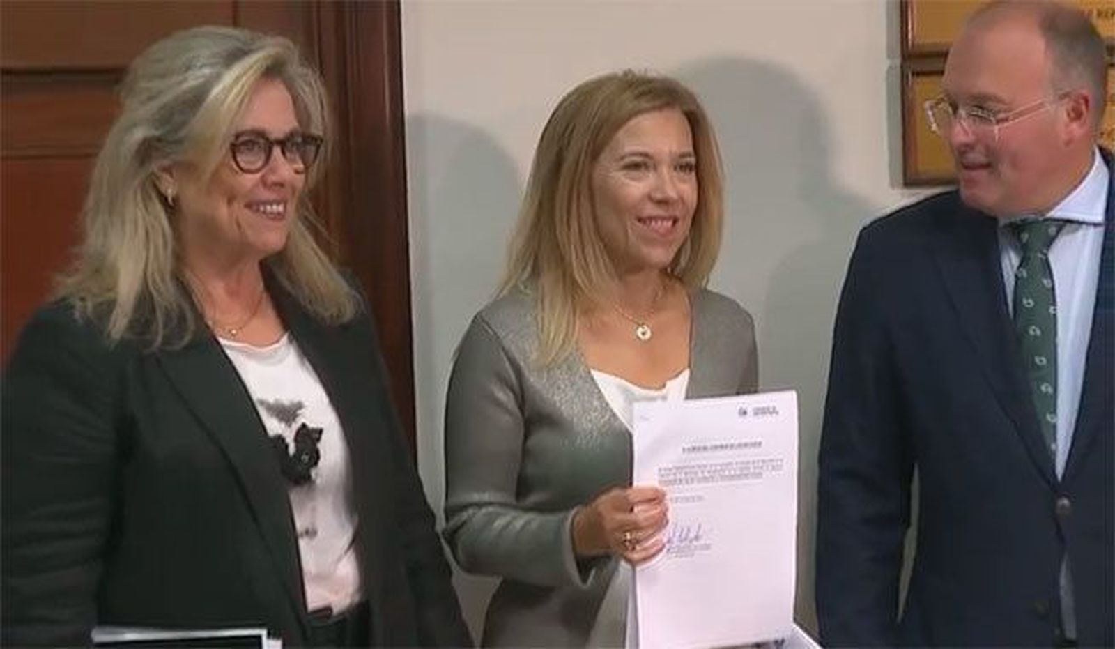 El PP registra en el Congreso su ley de conciliación que premiará a empresas de cara a la contratación pública