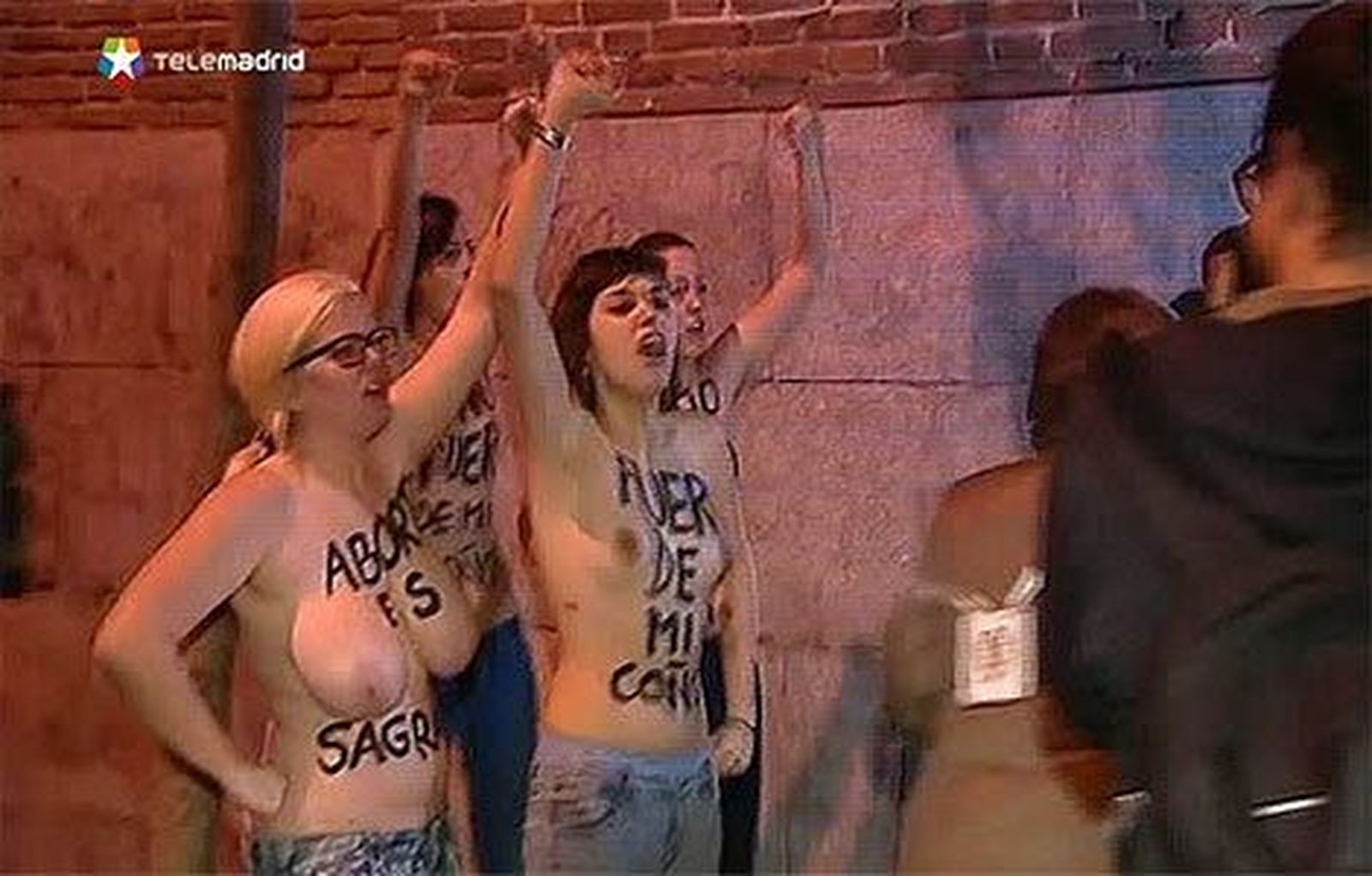 Activistas de Femen abordan a Rouco 'a pecho descubierto' en favor del aborto