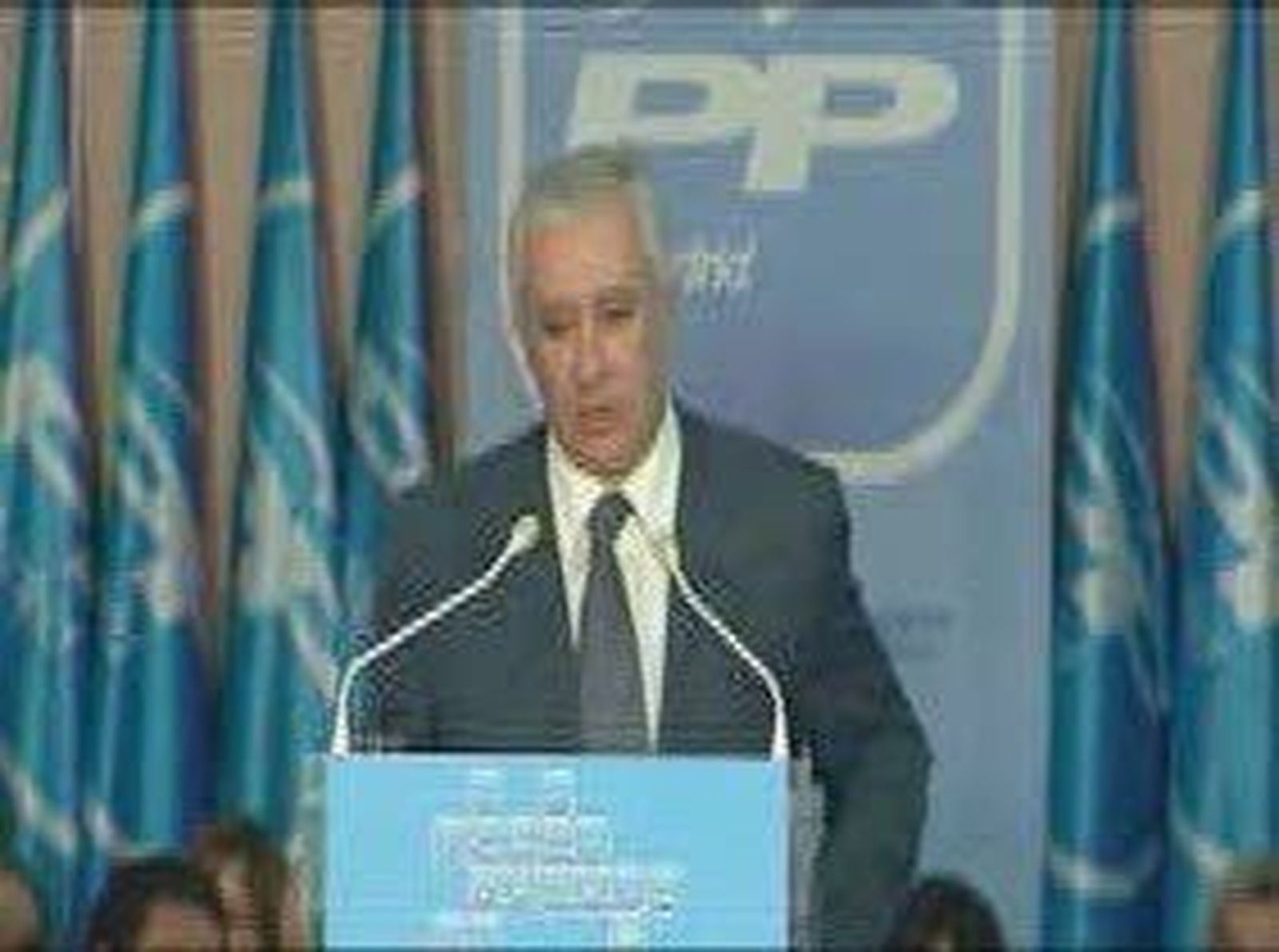 Arenas pide austeridad a las Administraciones