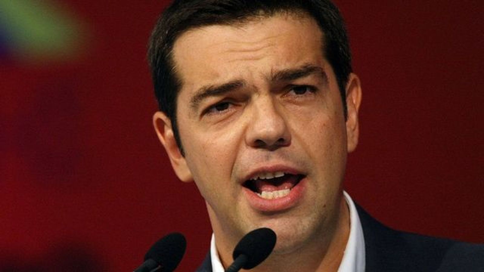 Tsipras: "Renegociar deuda, luchar contra la evasión y el paro, prioritarios"