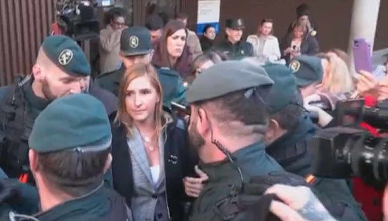 Pradas cree que Mazón se "entrometió" en la medida del confinamiento y Cuenca lo niega