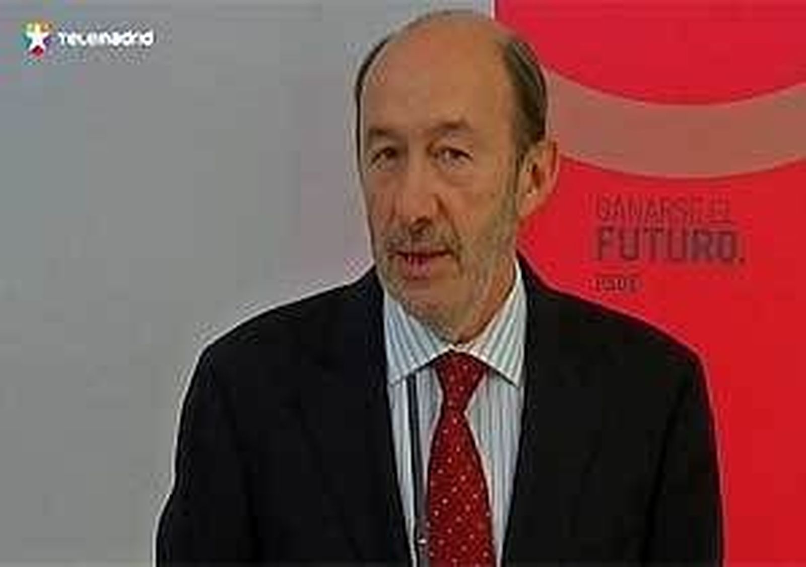 Rubalcaba arremete contra "alguien" en Bruselas que dice "no"  a todas las iniciativas del sur de Europa