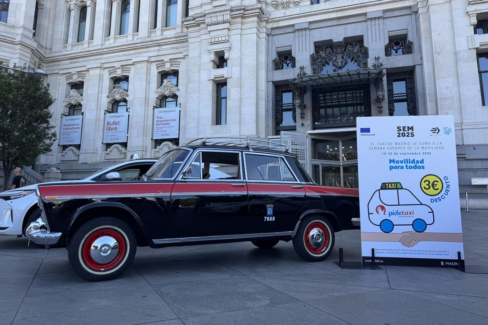 El taxi madrileño se une por primera vez a la semana de la movilidad con descuentos y una exposición