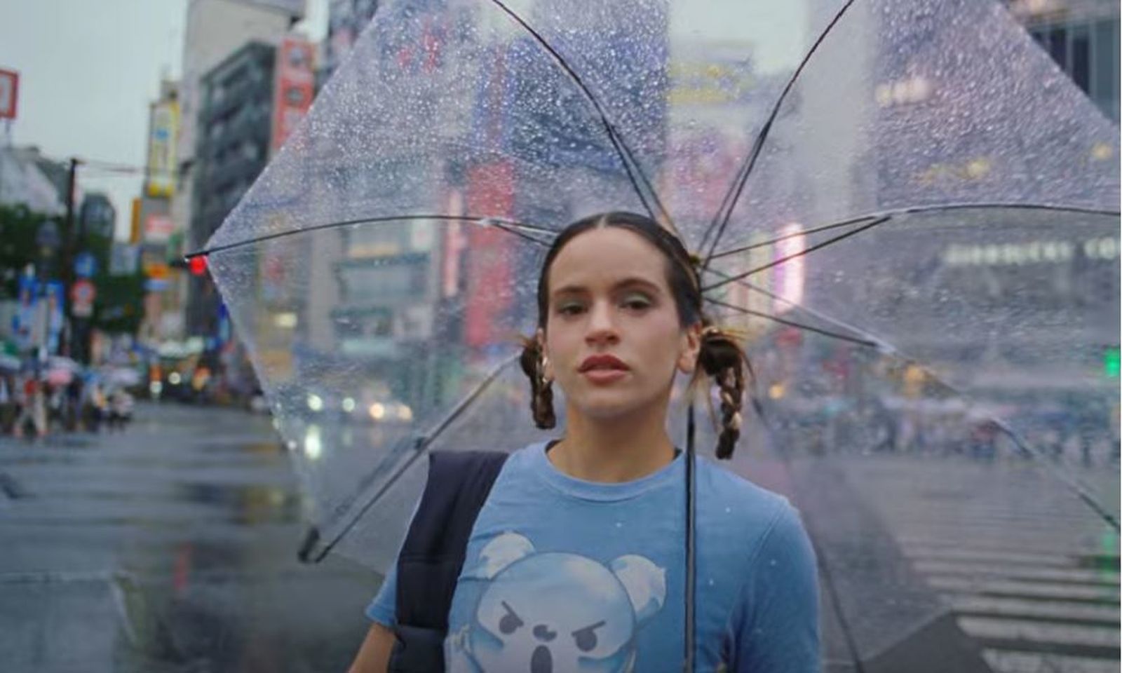Rosalía estrena 'Tuya', un tema de reguetón con estilo japonés