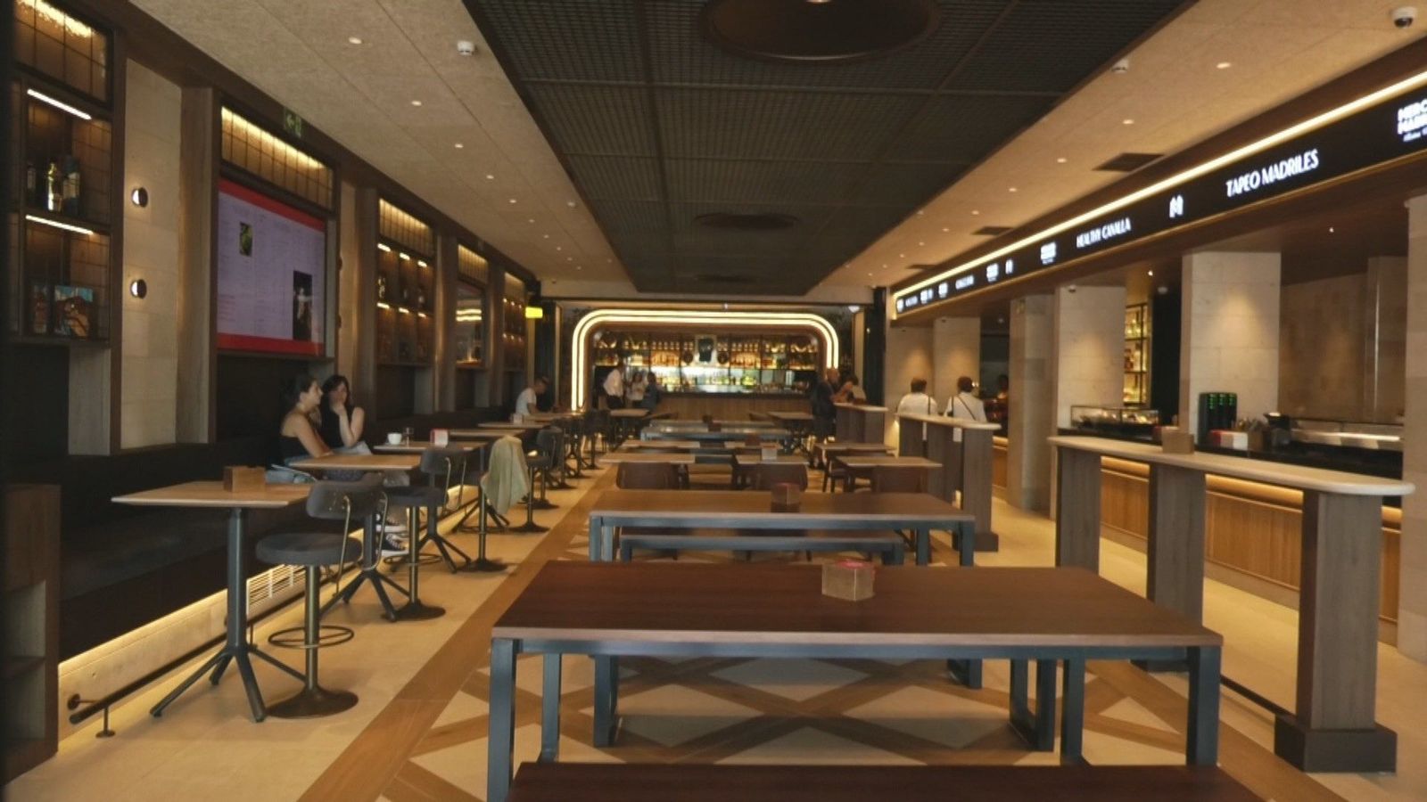 Abre el Mercado Madriles Reina Victoria, un nuevo espacio gastronómico, en Cuatro Caminos