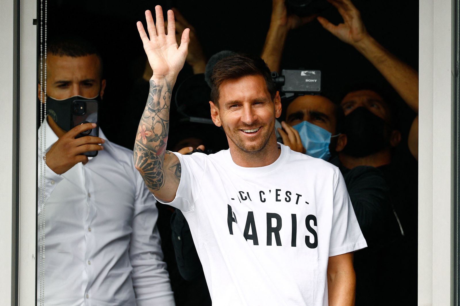 Imagen del PSG en su red de Twitter como referencia a la inminente llegada de Messi