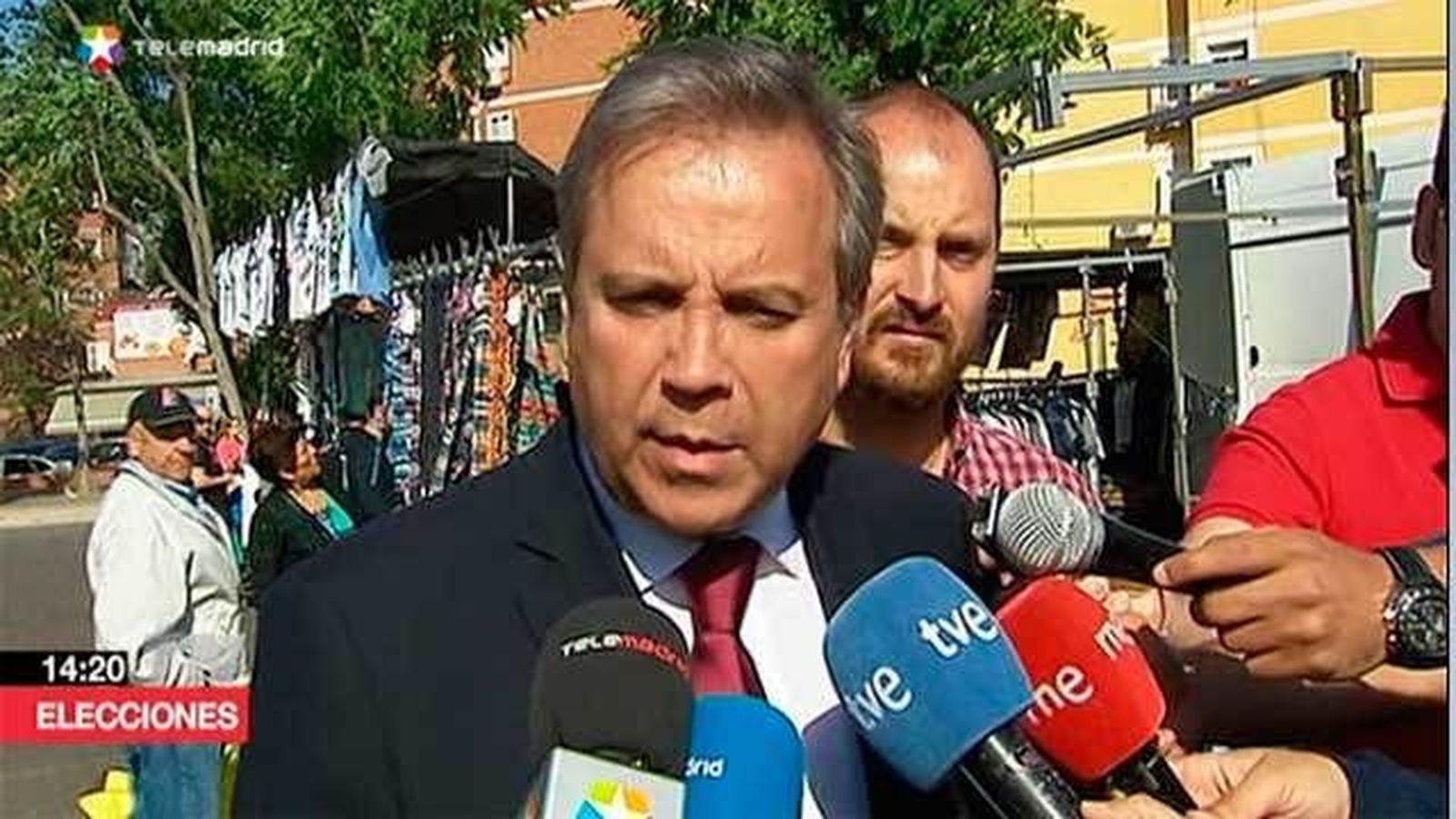 Carmona dice que ya ha empezado a negociar con las empresas de limpieza los olores de Valdemingómez