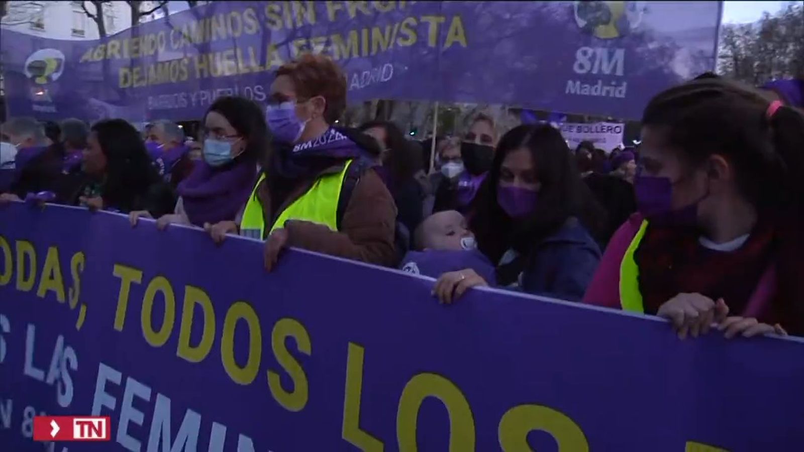 Feministas contra el Gobierno