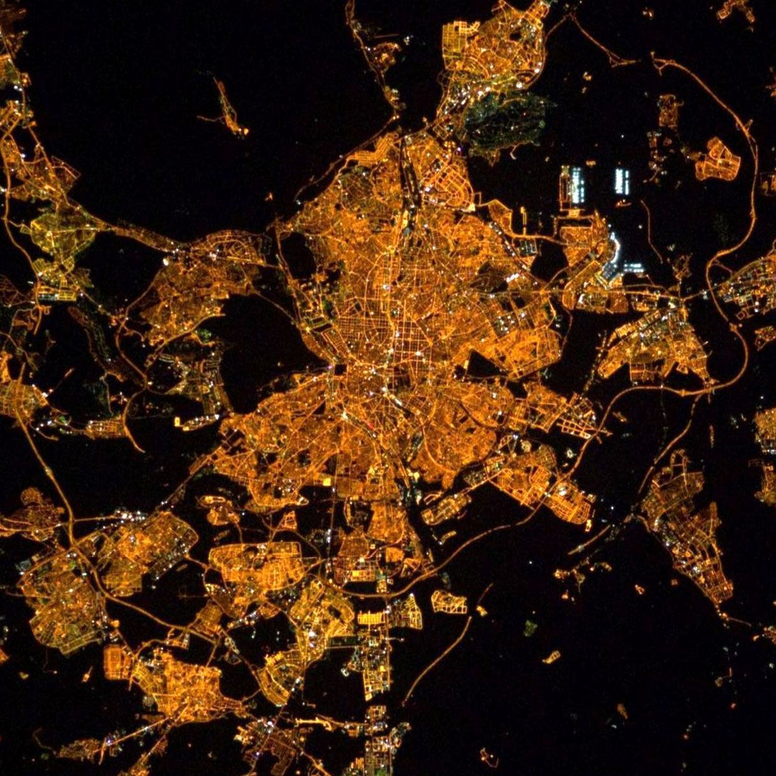 Iluminar Madrid por la noche, con equilibrio y armonía
