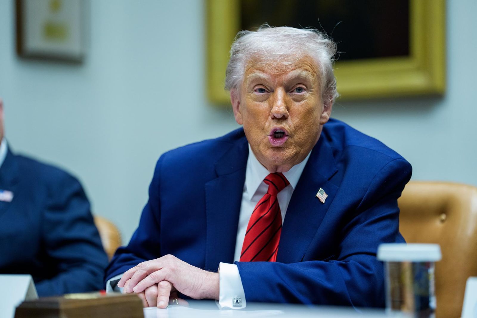 Trump dio luz verde a los ataques contra objetivos en Venezuela hace días, según CBS