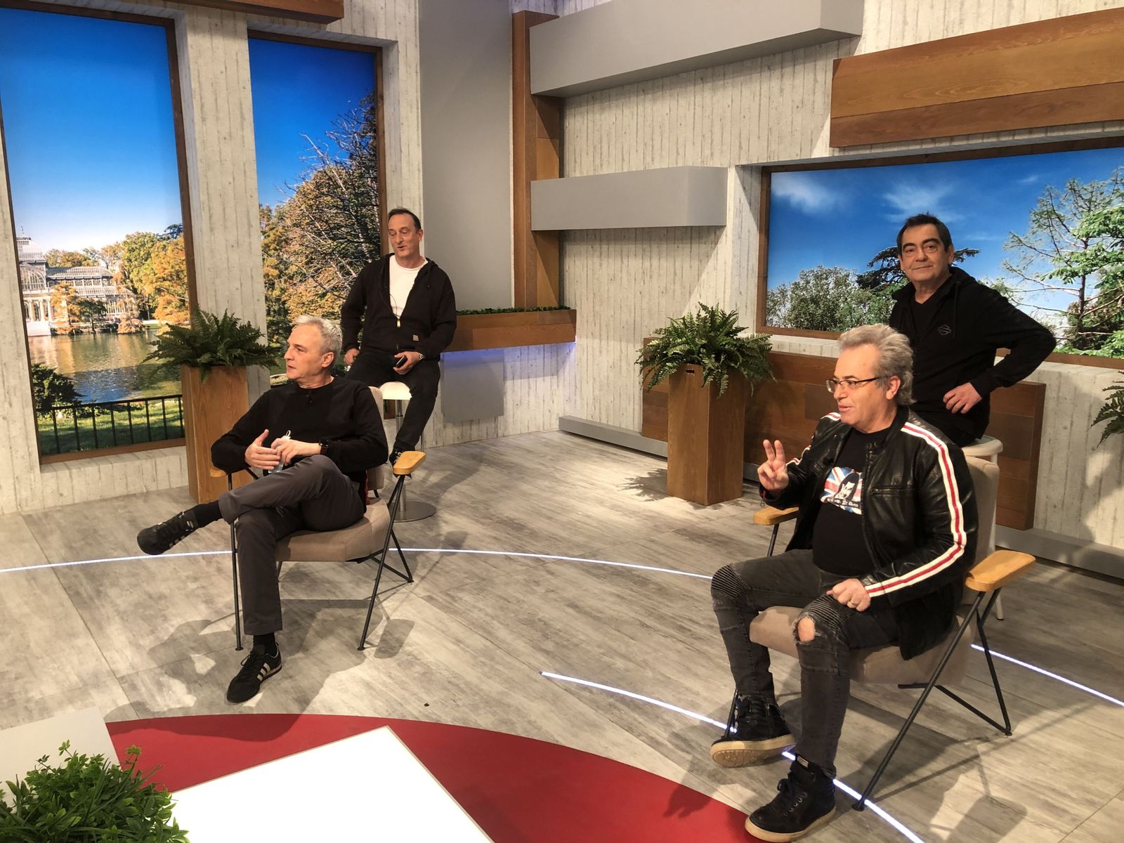 Hombres G: “Nos hemos tomado siempre muy en serio la música y no la fama que nos rodeaba”