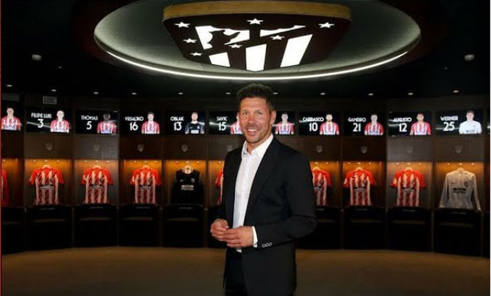 Simeone en el vestuario del Wanda Metropolitano
