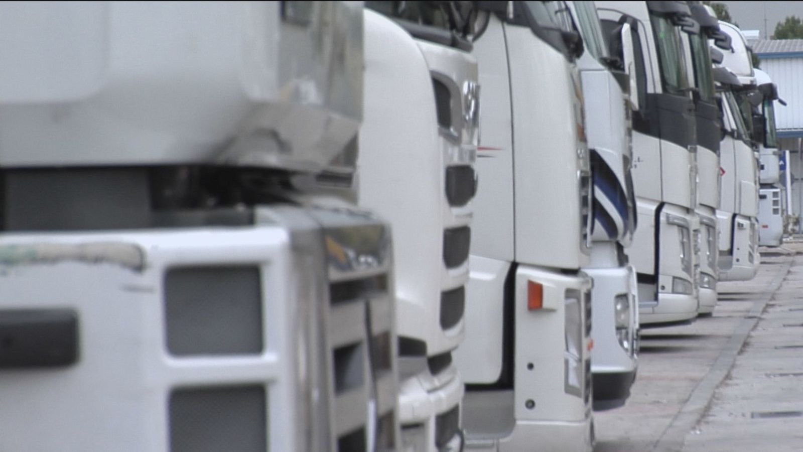 Fenadismer y otras  grandes patronales se suman al paro de los pequeños transportistas