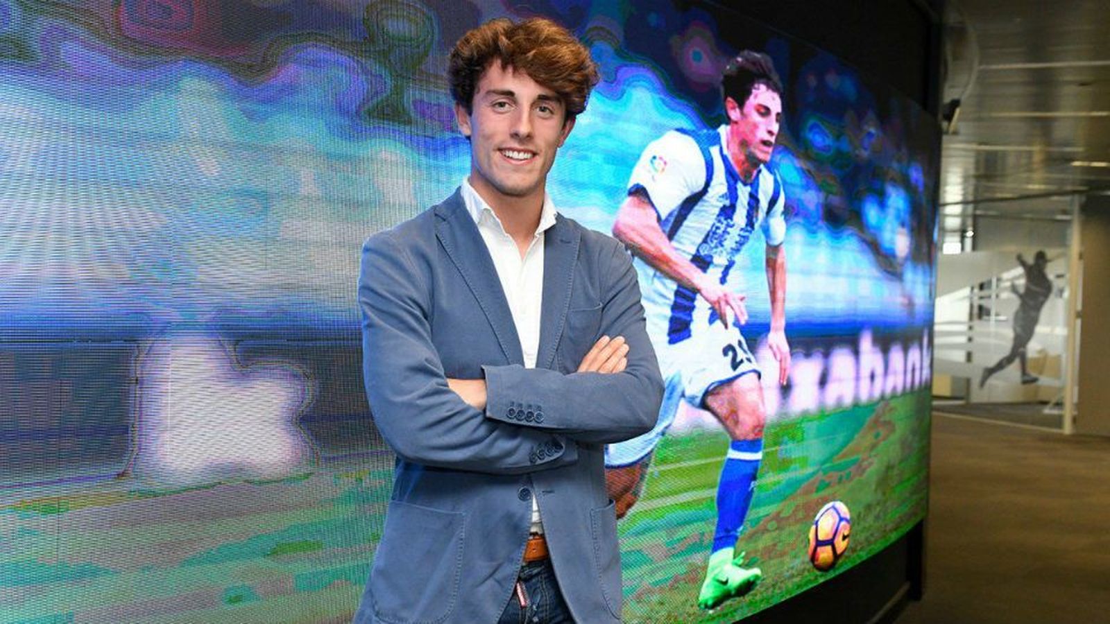 El Real Madrid ficha a Odriozola por seis temporadas
